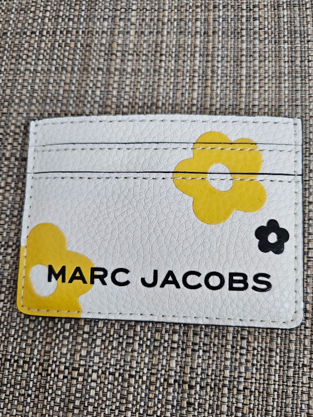 Marc Jacobs Daisy Floral Card Case